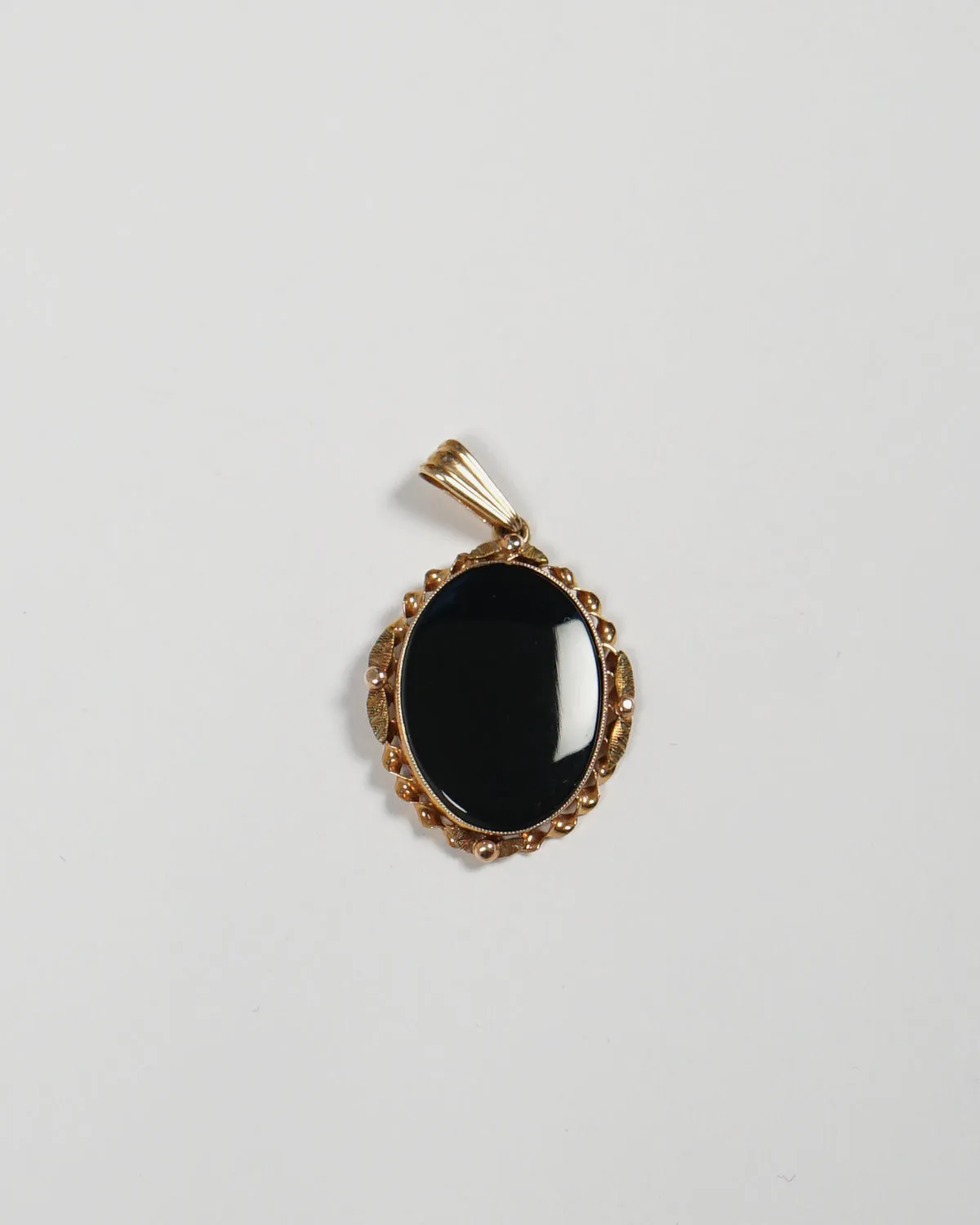 10k Gold x Onyx Charm