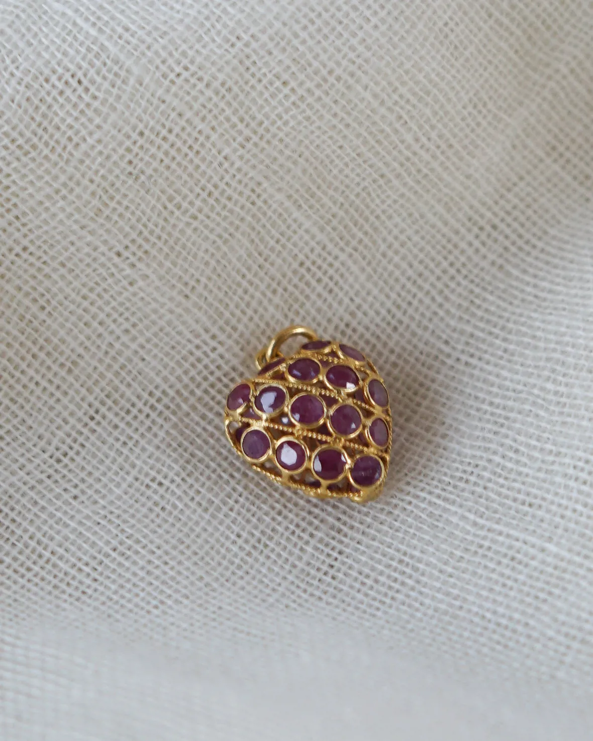 14k Gold x Ruby / Diamond Heart Charm