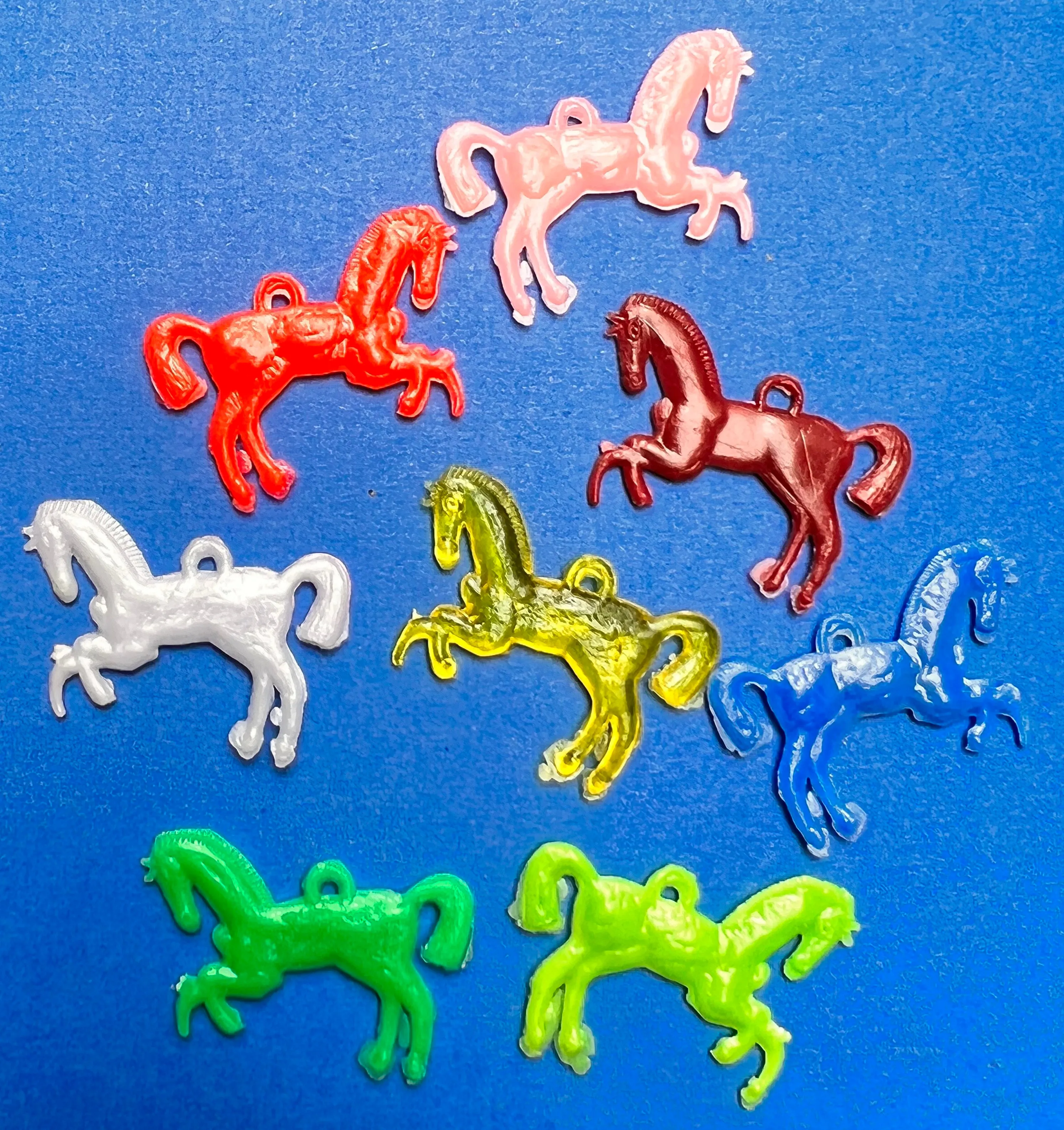 5 Vintage Prancing Horse Charms - 3cm Tall