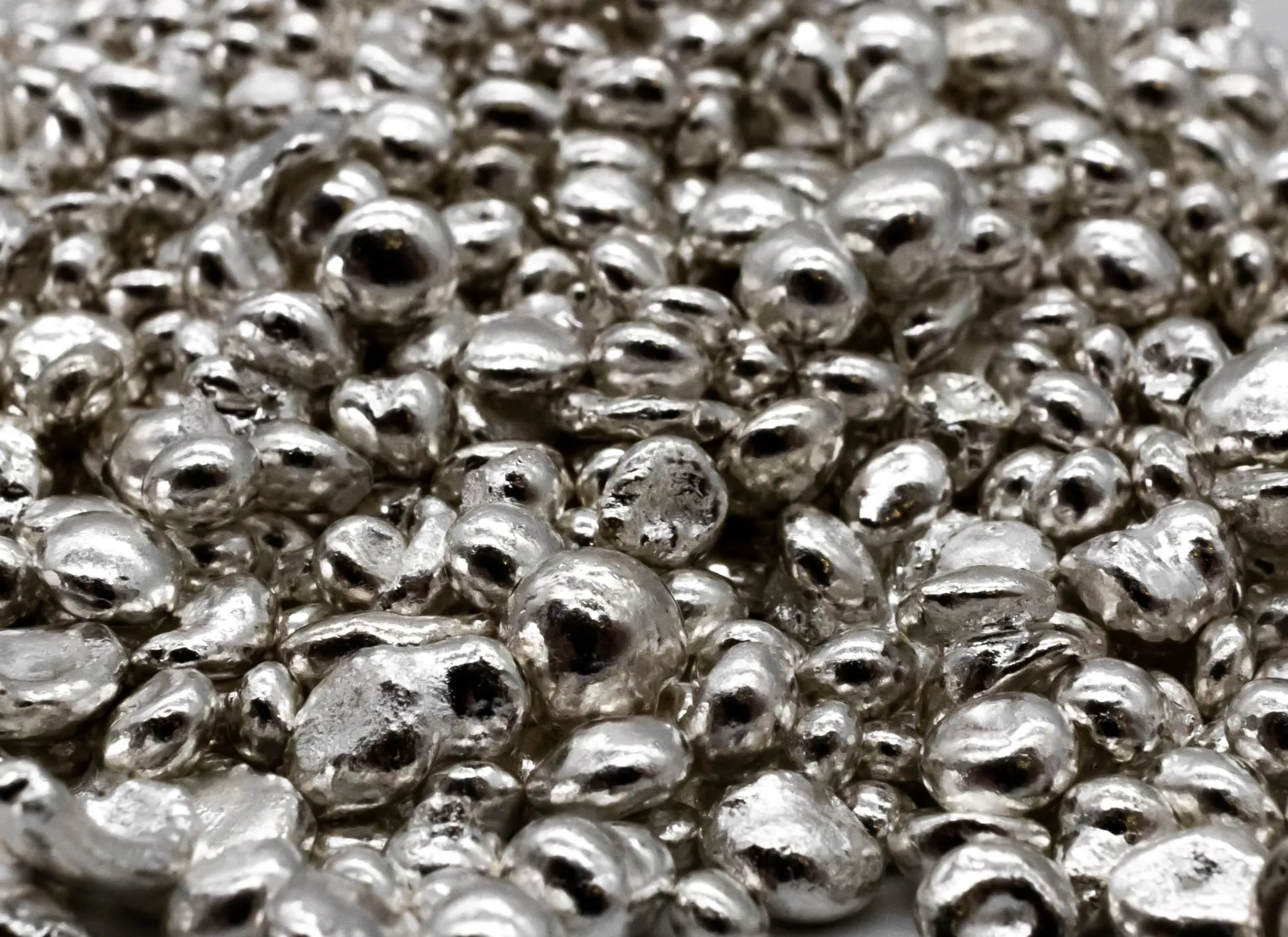 AM Pt-0 Grain 99.995% Pure Platinum