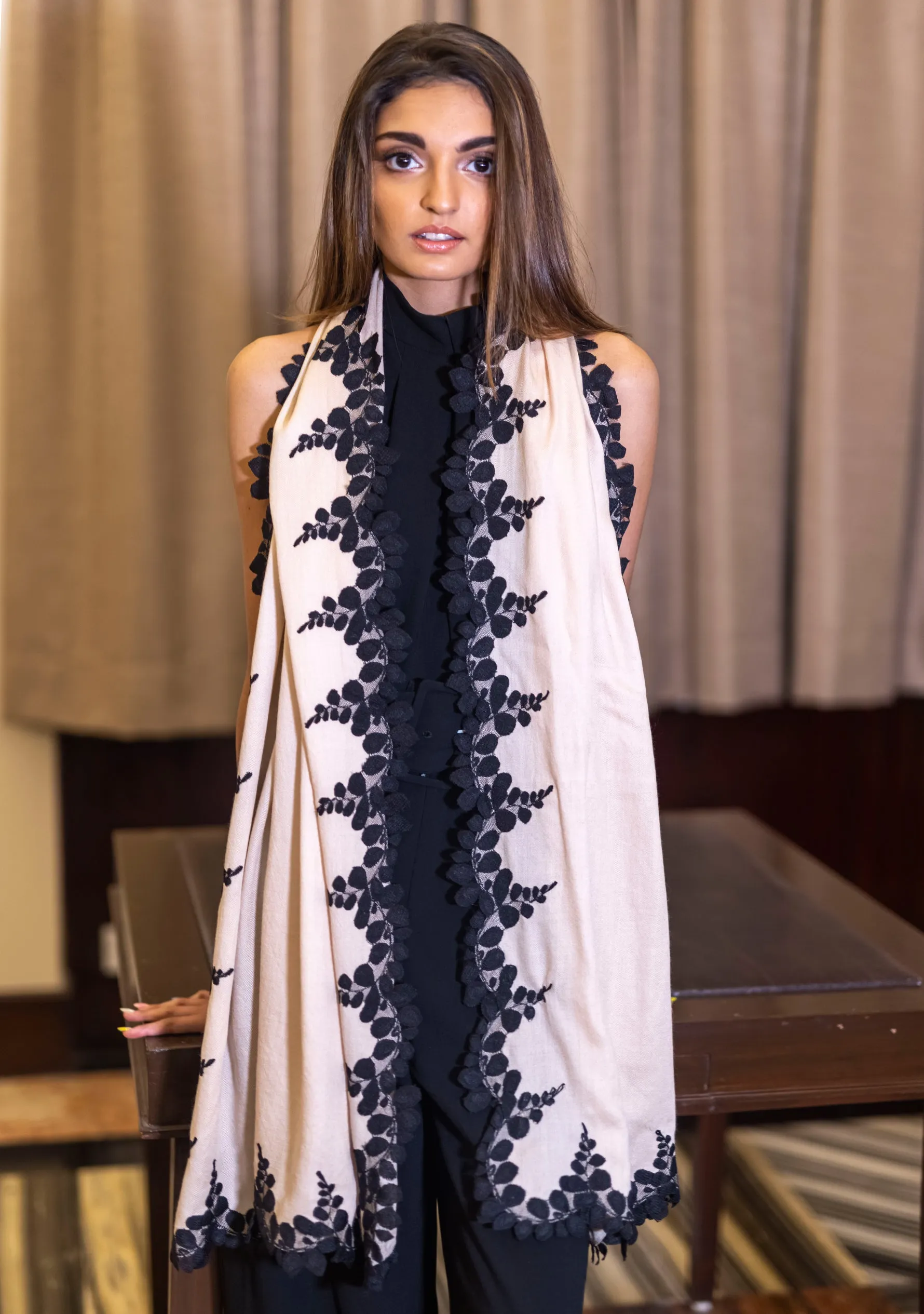 Beige Silk and Wool Scarf with a Black Scalloped Lace Border