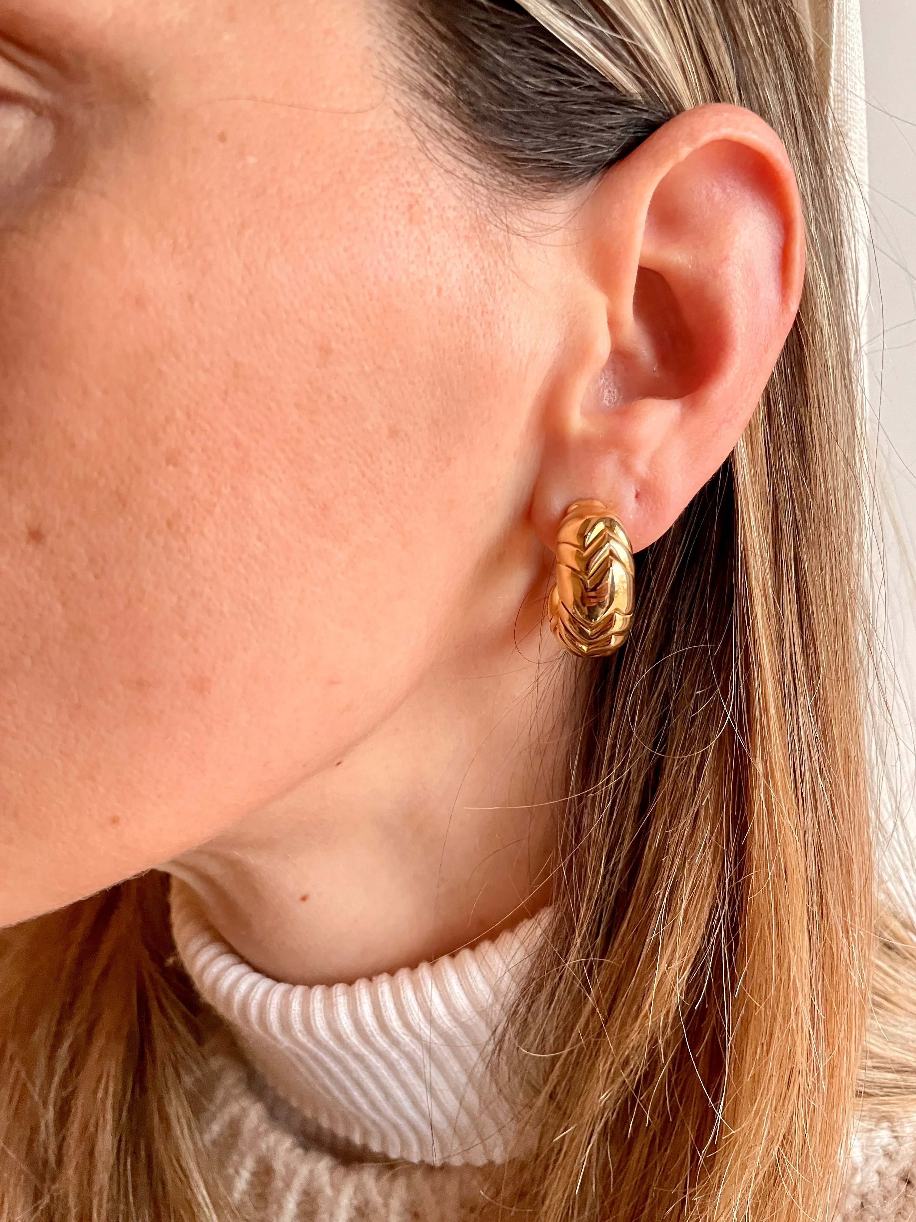 Bulgari Spiga Gold Vintage Earrings
