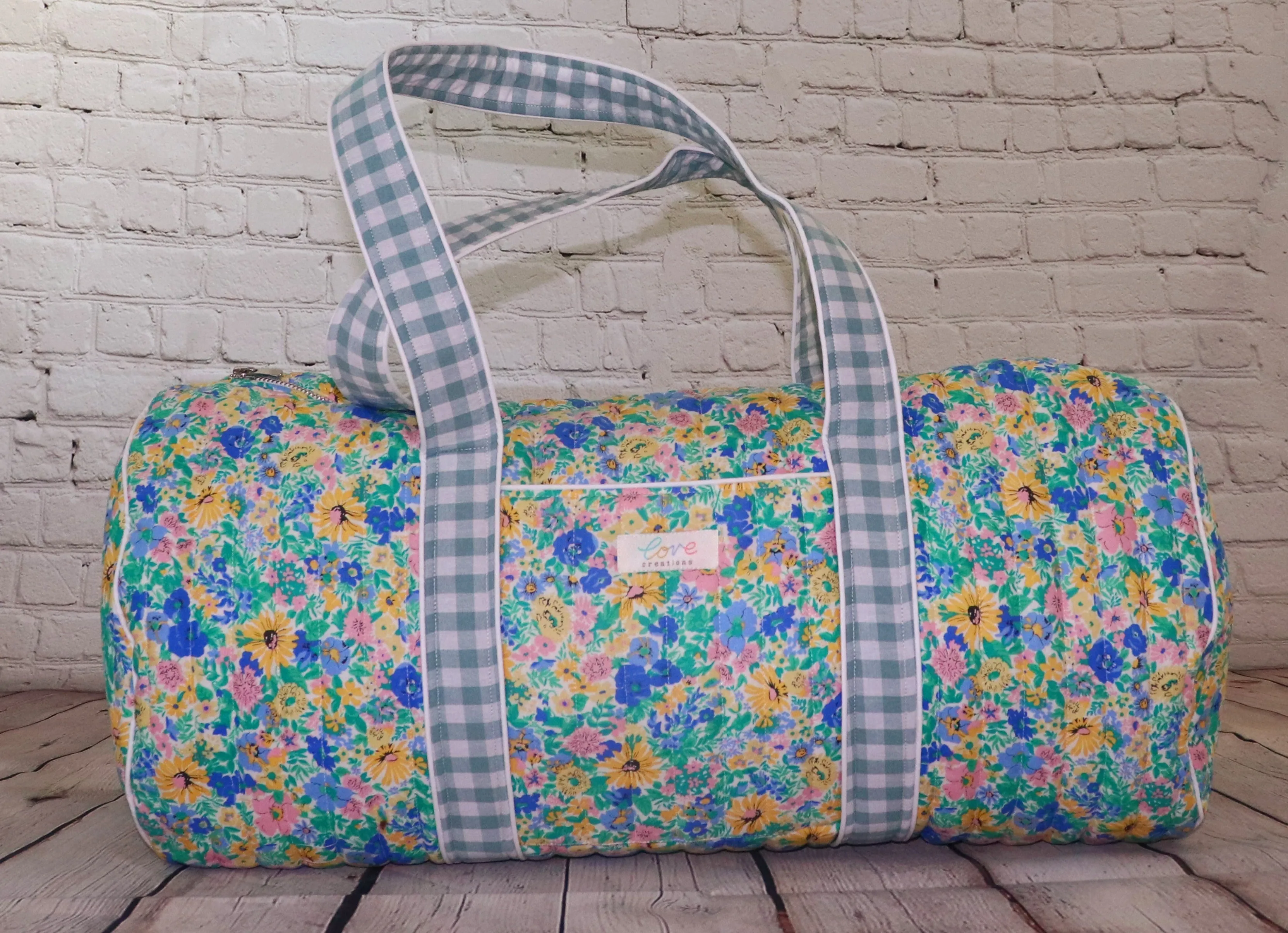 Duffle & Traveling Bags