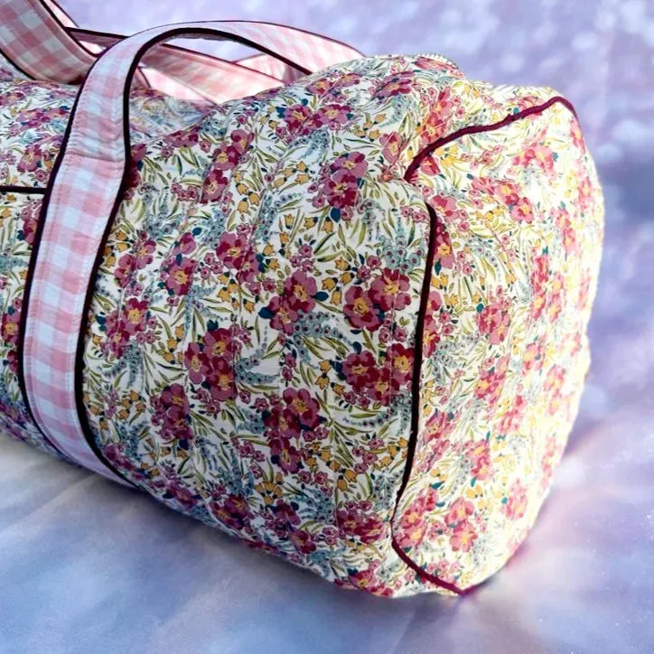 Duffle & Traveling Bags