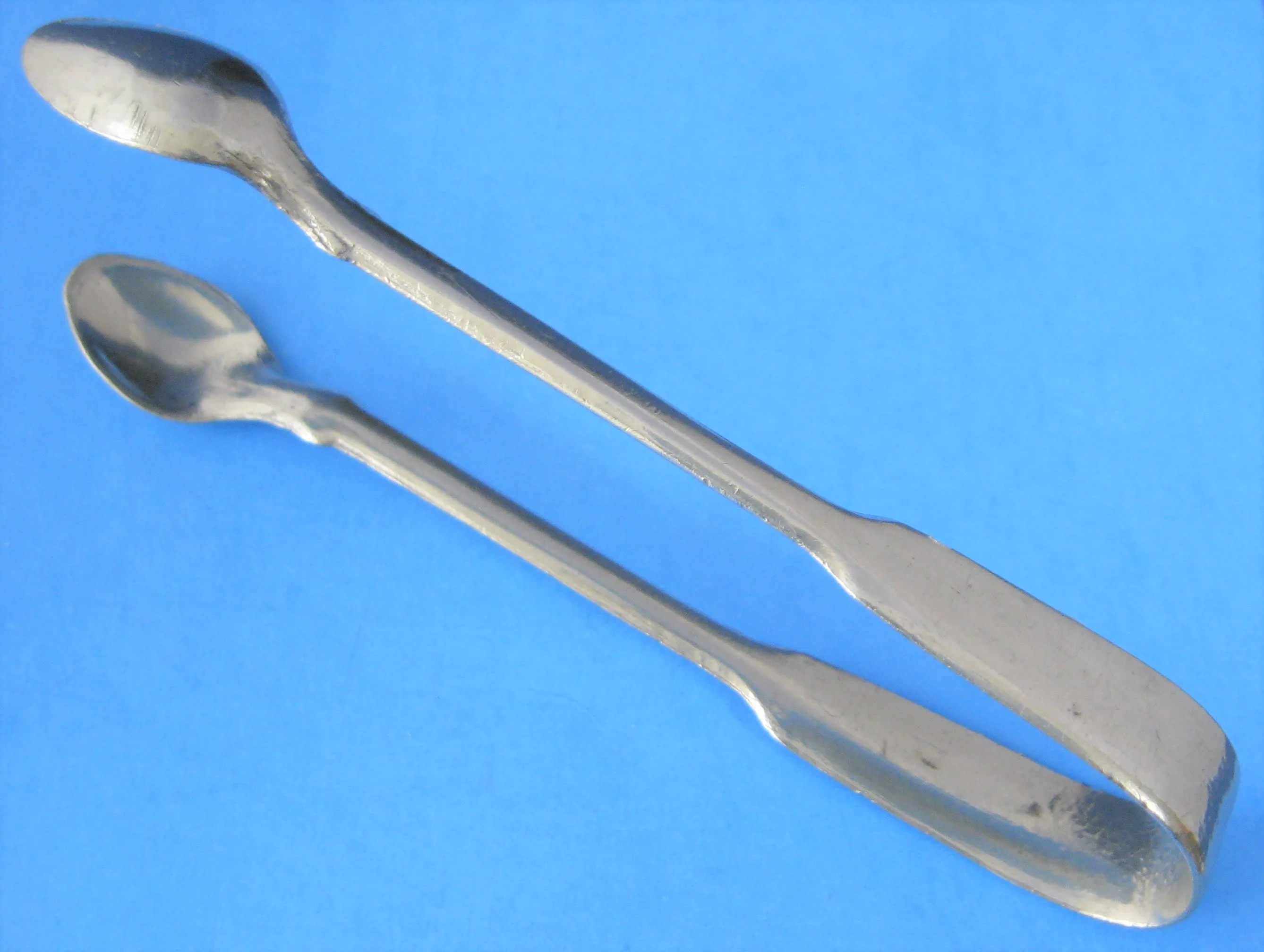 Edwardian Sugar Tongs Antique Georgian Fiddle Pattern 1900-1910 Silver Plated