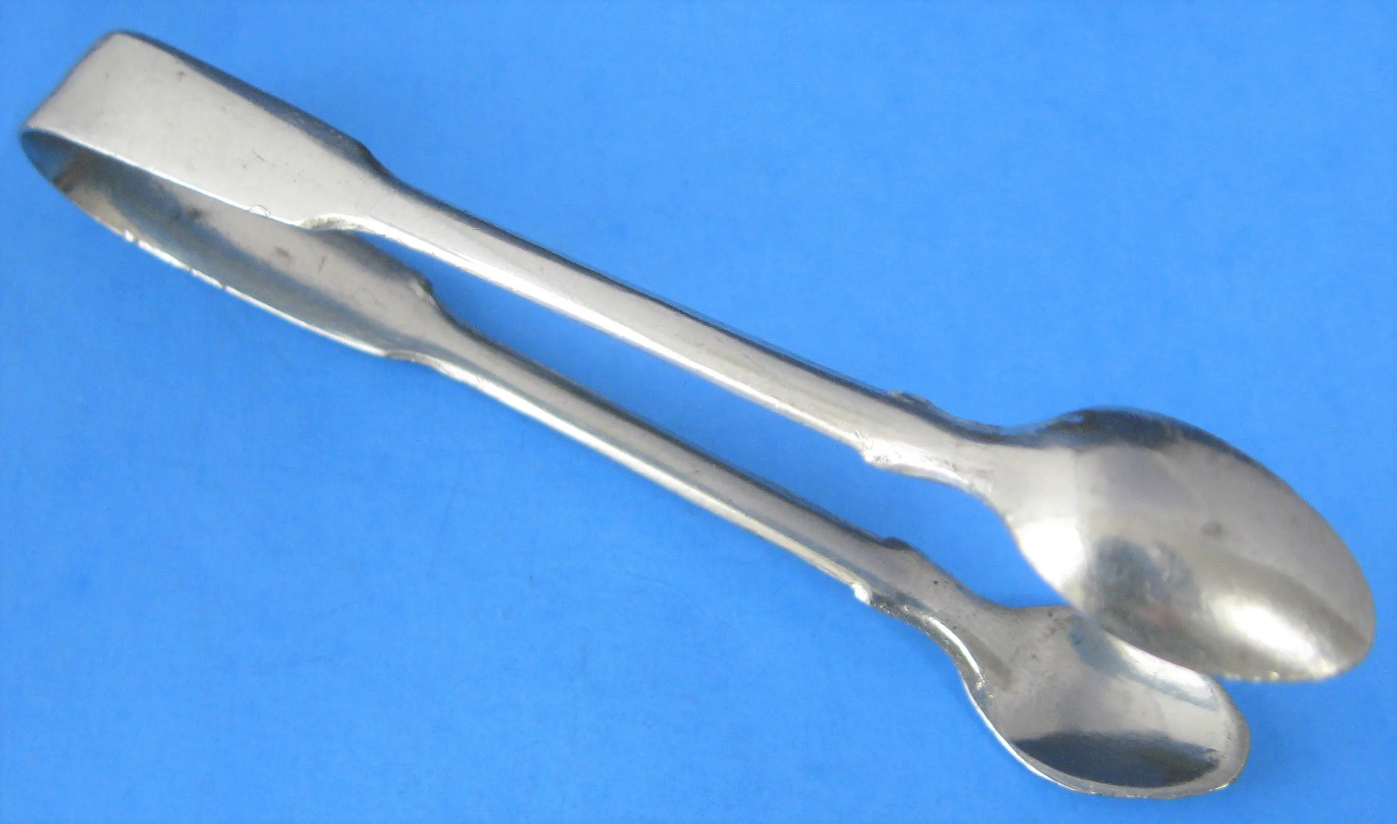 Edwardian Sugar Tongs Antique Georgian Fiddle Pattern 1900-1910 Silver Plated