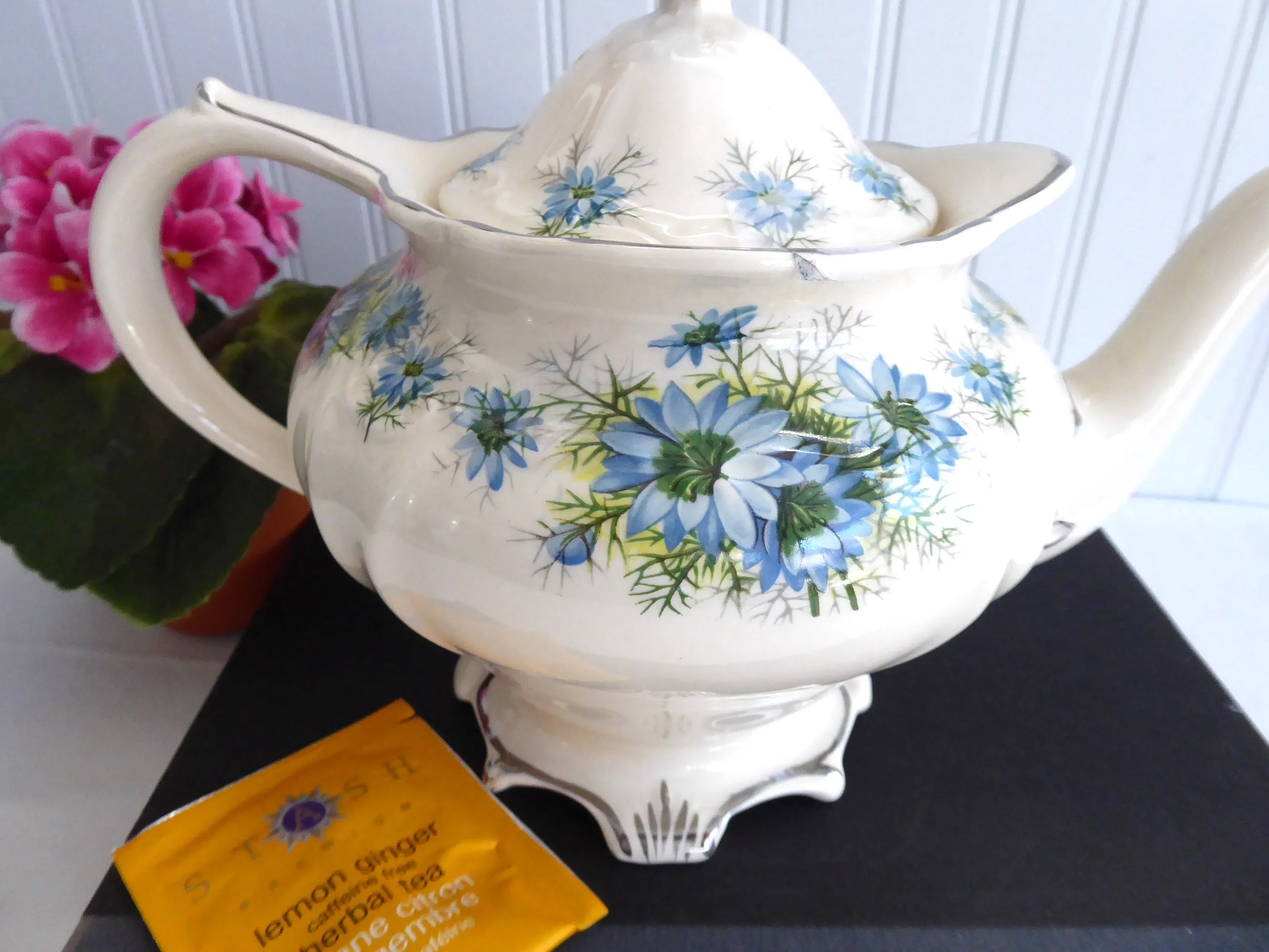 Gorgeous Sadler Teapot Victorian Shape Cornflowers Blue Platinum 1940s Large 4-6 Cups