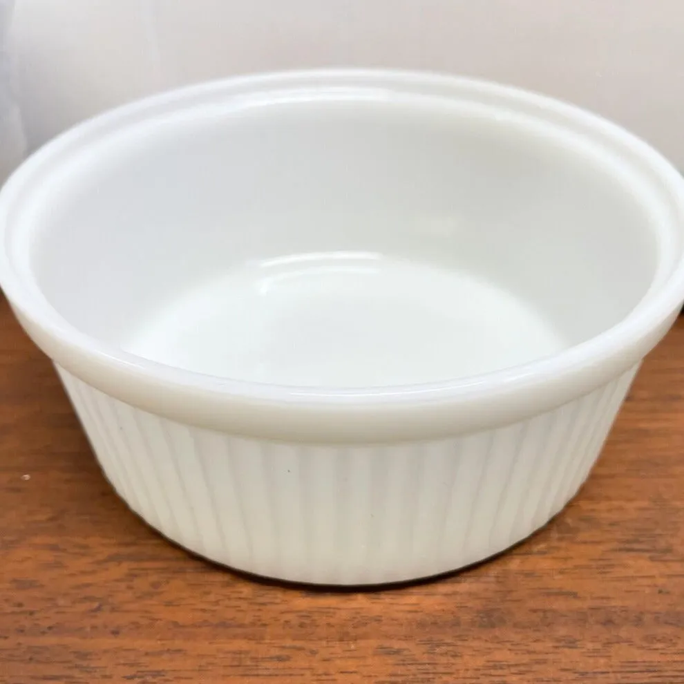 Hospitality Ovenware Round Casserole - Anchor Hocking