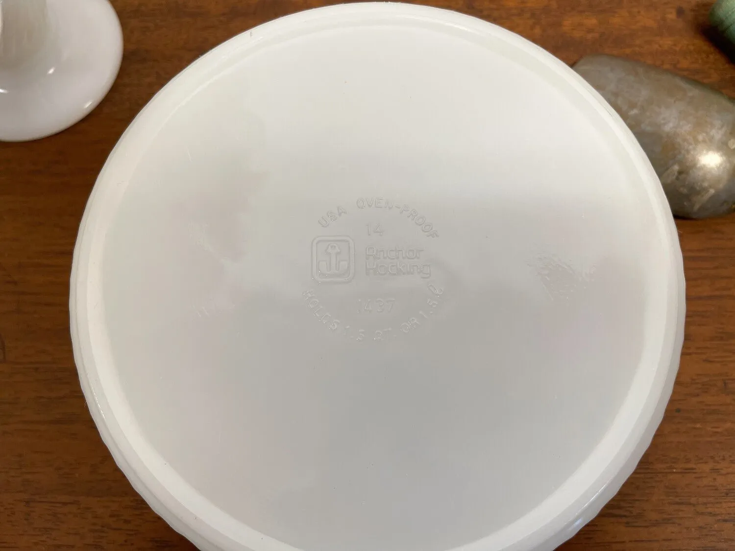Hospitality Ovenware Round Casserole - Anchor Hocking