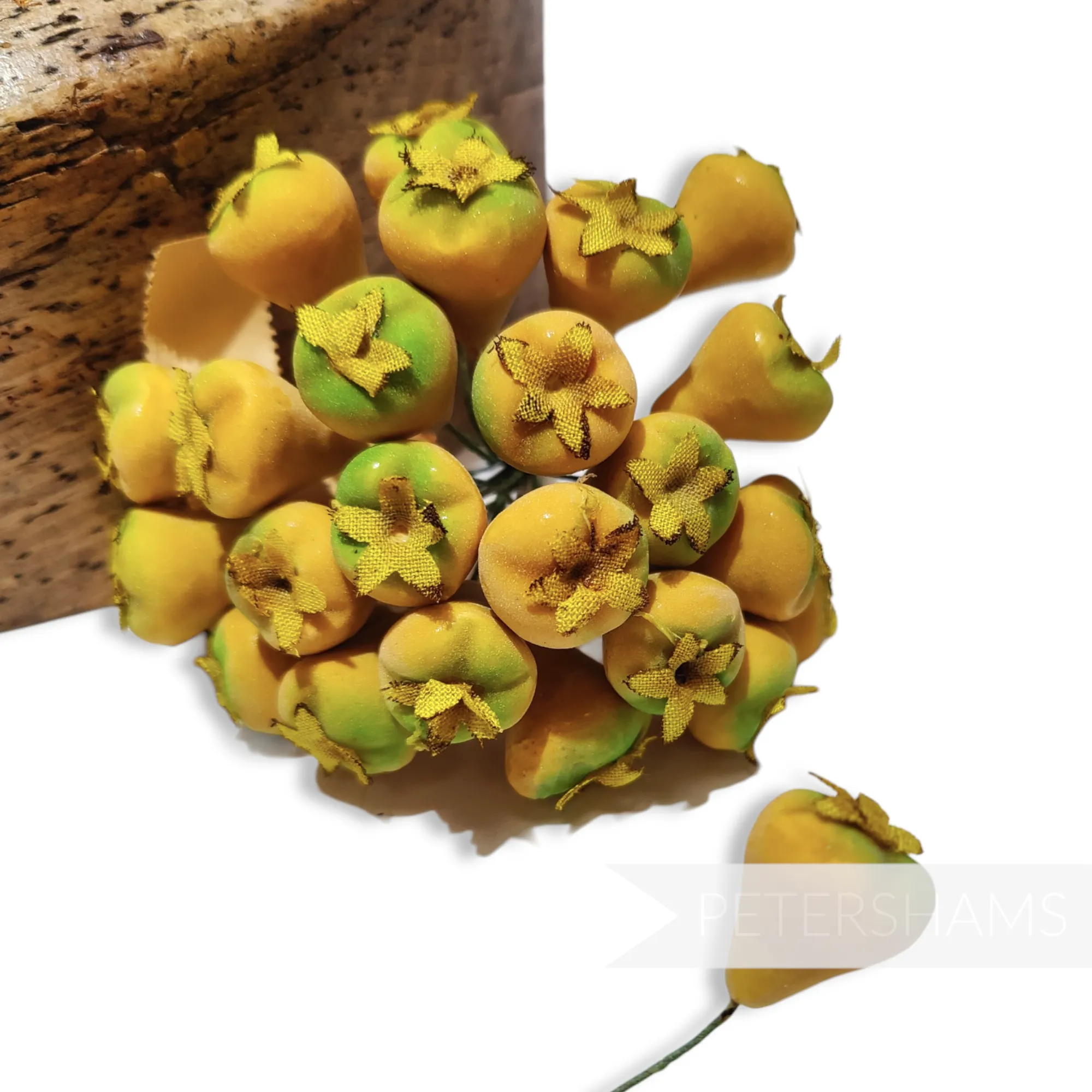 'Quincy' Vintage 1940s German Quince Berry Wired Fruits Stems