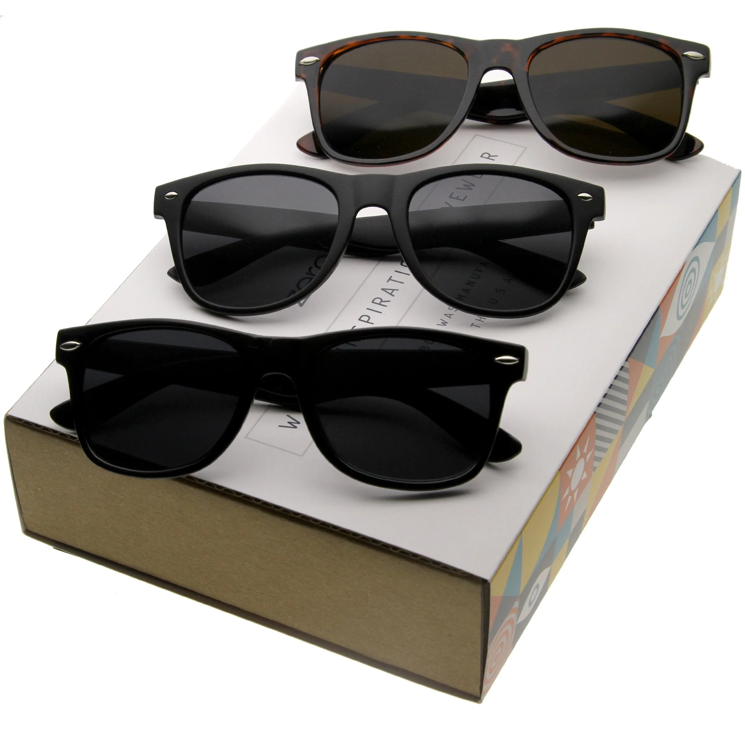 Retro Classic Wide Frame Horned Rim Sunglasses C041 [Promo Box]