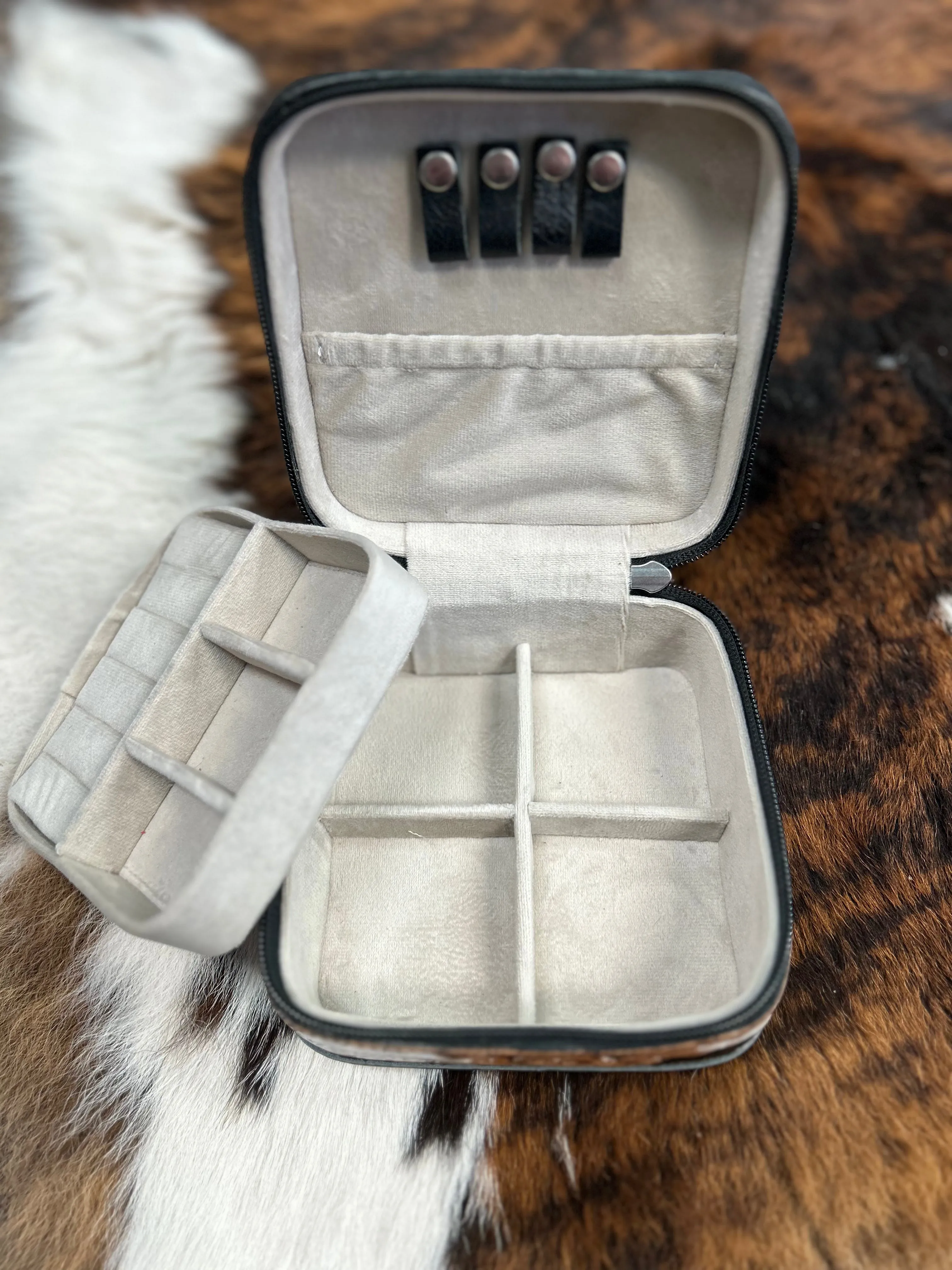 Small Tooled Cowhide Jewelry Case