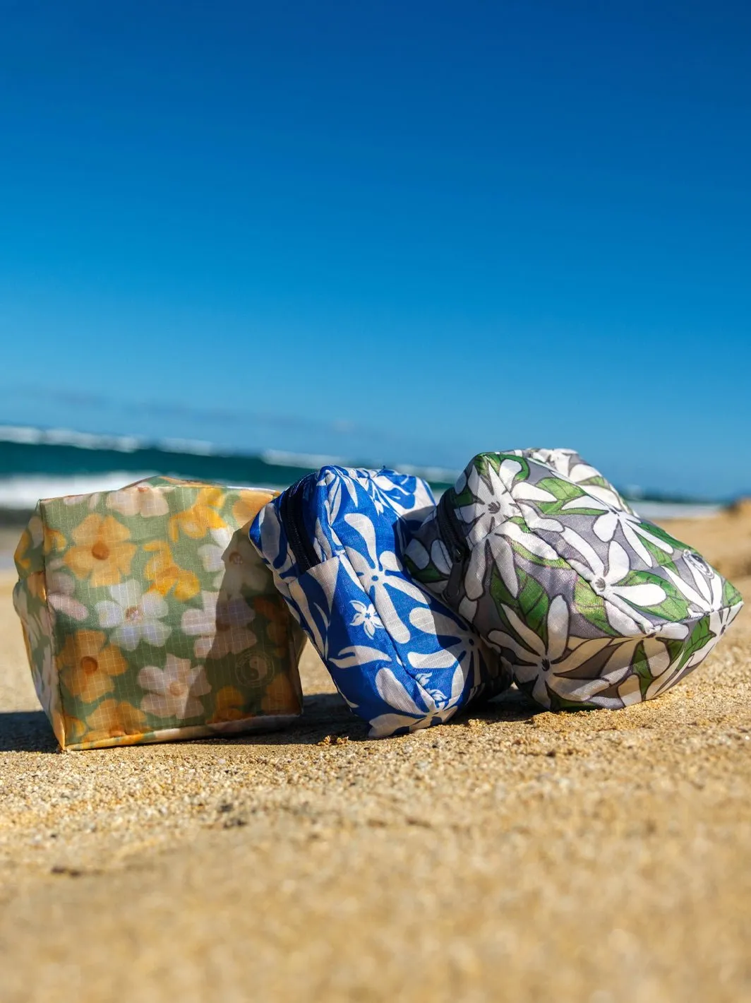 T&C Surf Puakenikeni Paint Large Travel Pouch