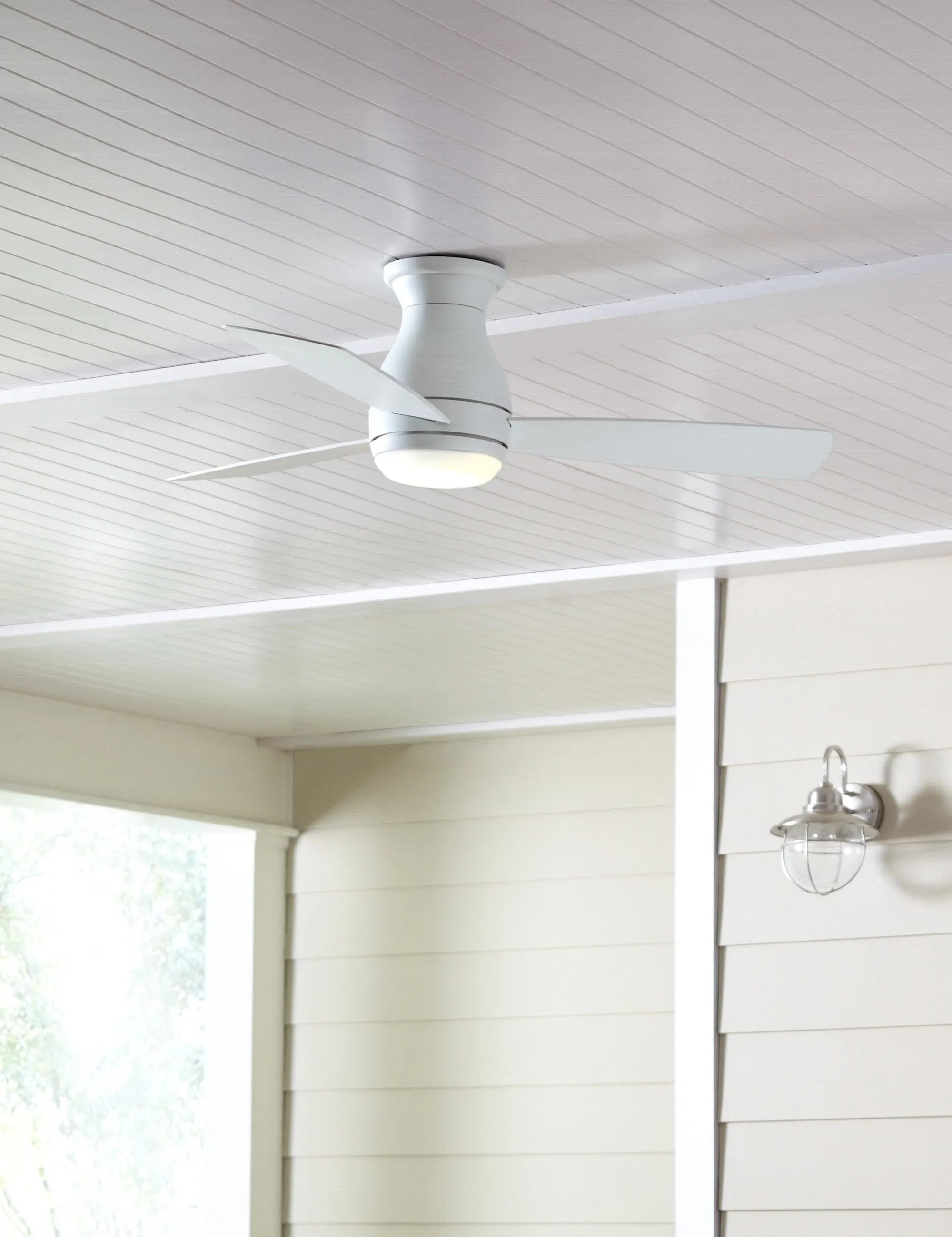 Vega Ceiling Fan   Light