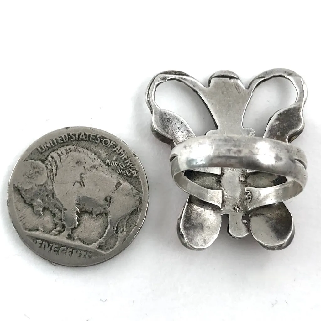 Vintage Butterfly<br>By Howard Leekela<br>Size: 5.5