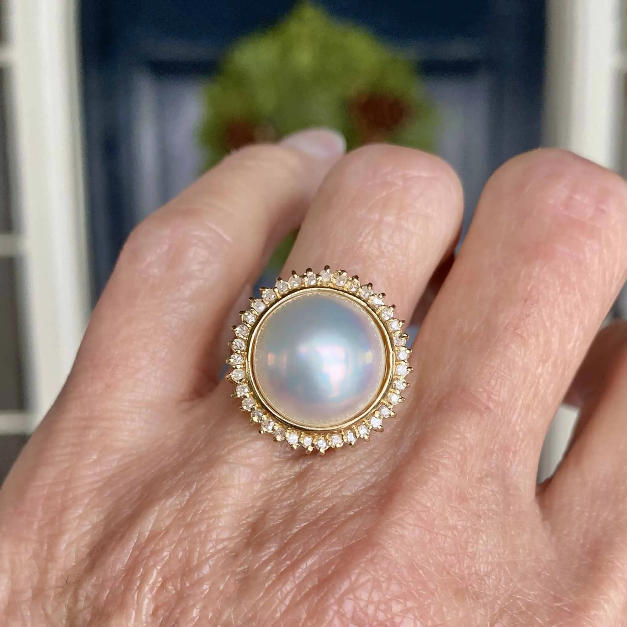 Vintage Diamond Halo Mabe Pearl Ring in 14K Gold