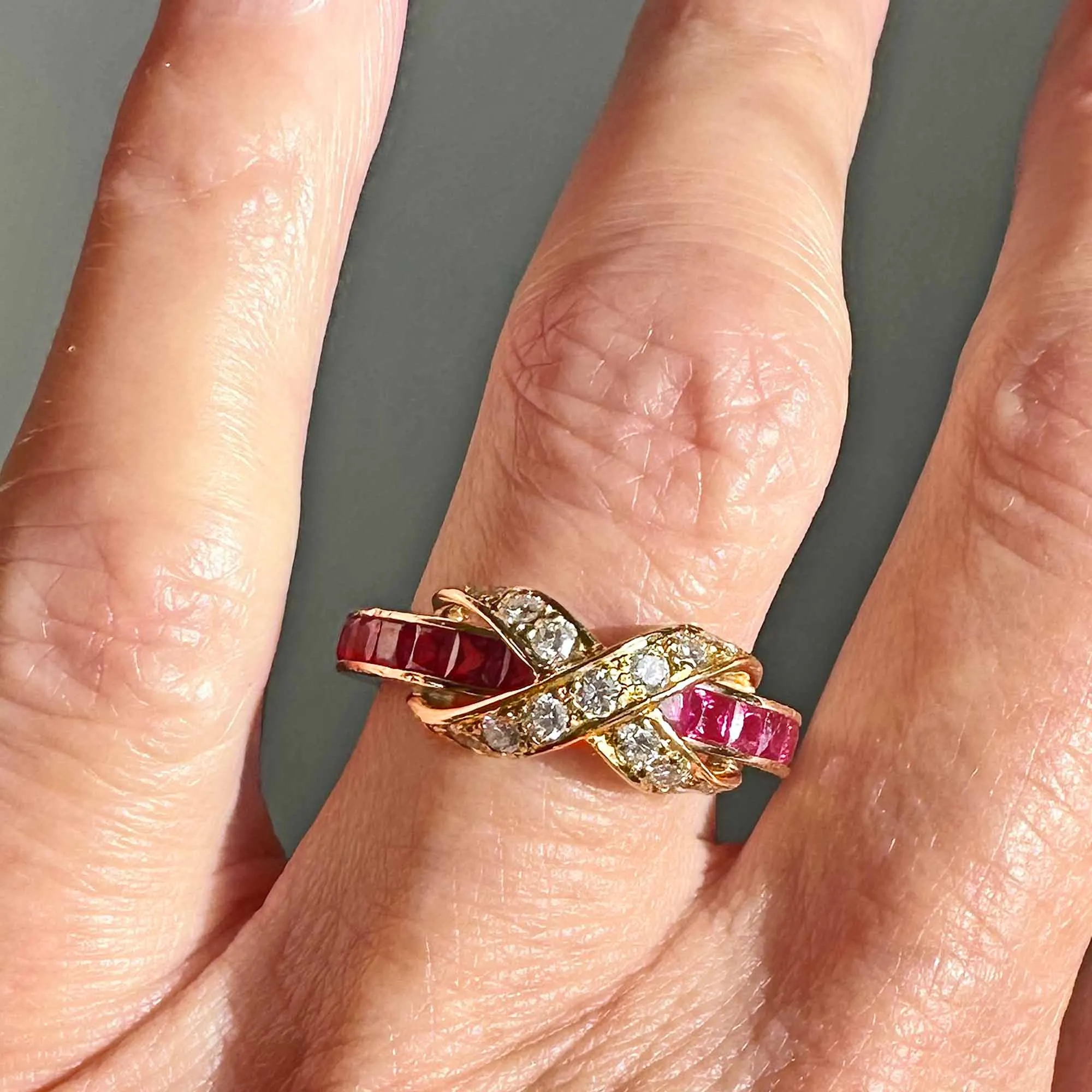 Vintage Diamond X Emerald Cut Ruby Ring Band in 18K Gold