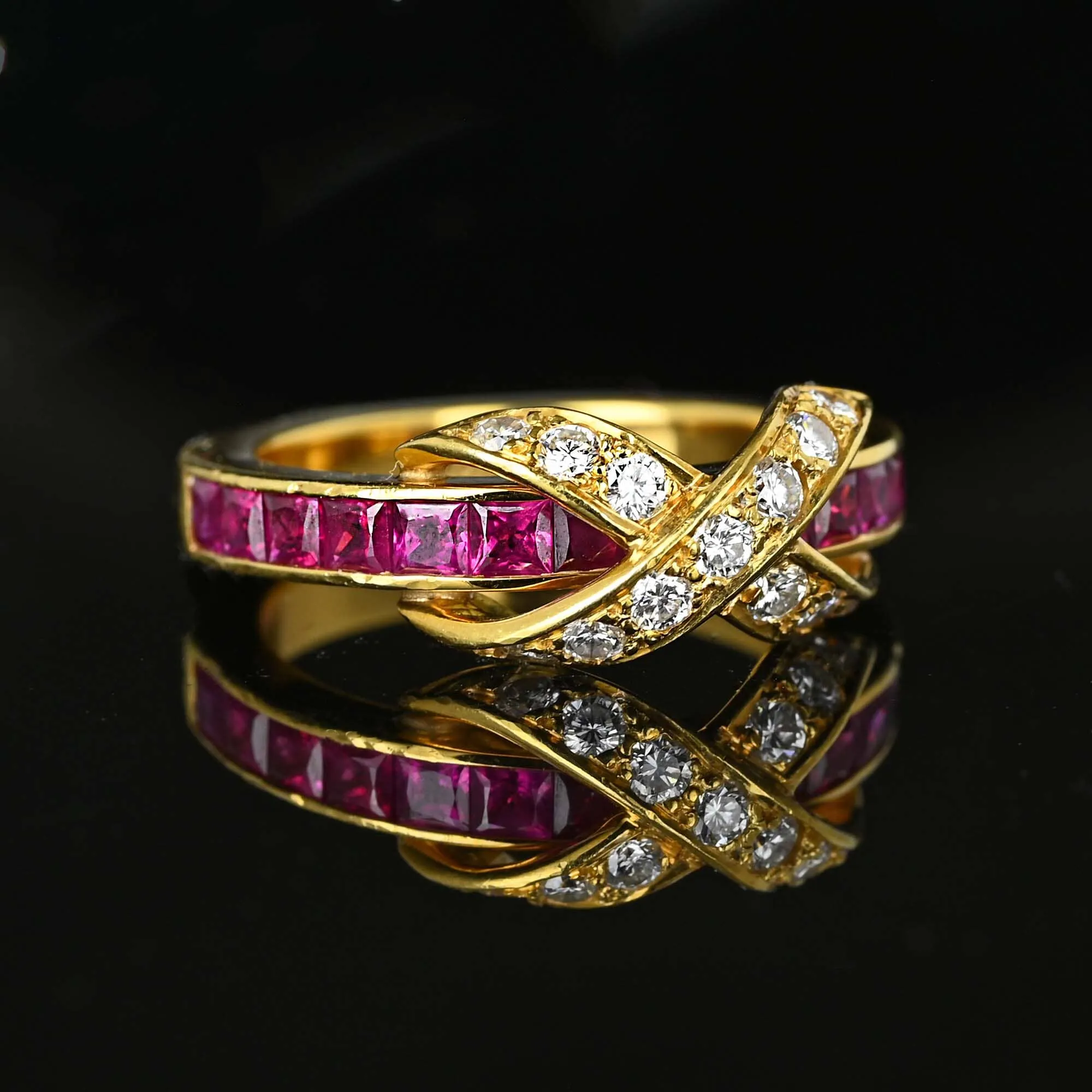 Vintage Diamond X Emerald Cut Ruby Ring Band in 18K Gold