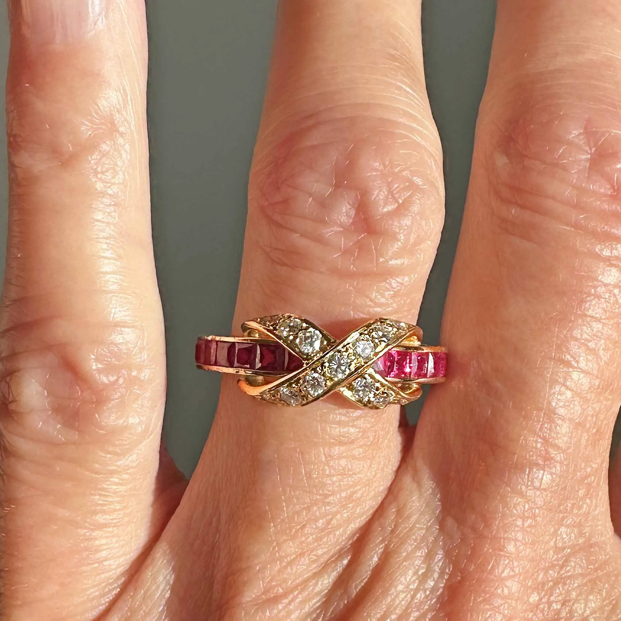 Vintage Diamond X Emerald Cut Ruby Ring Band in 18K Gold