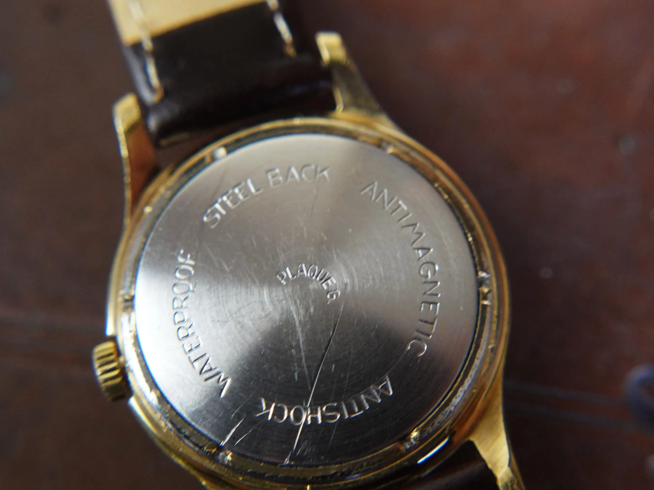 Vintage Golda  21 Jewel Mens Watch - Working