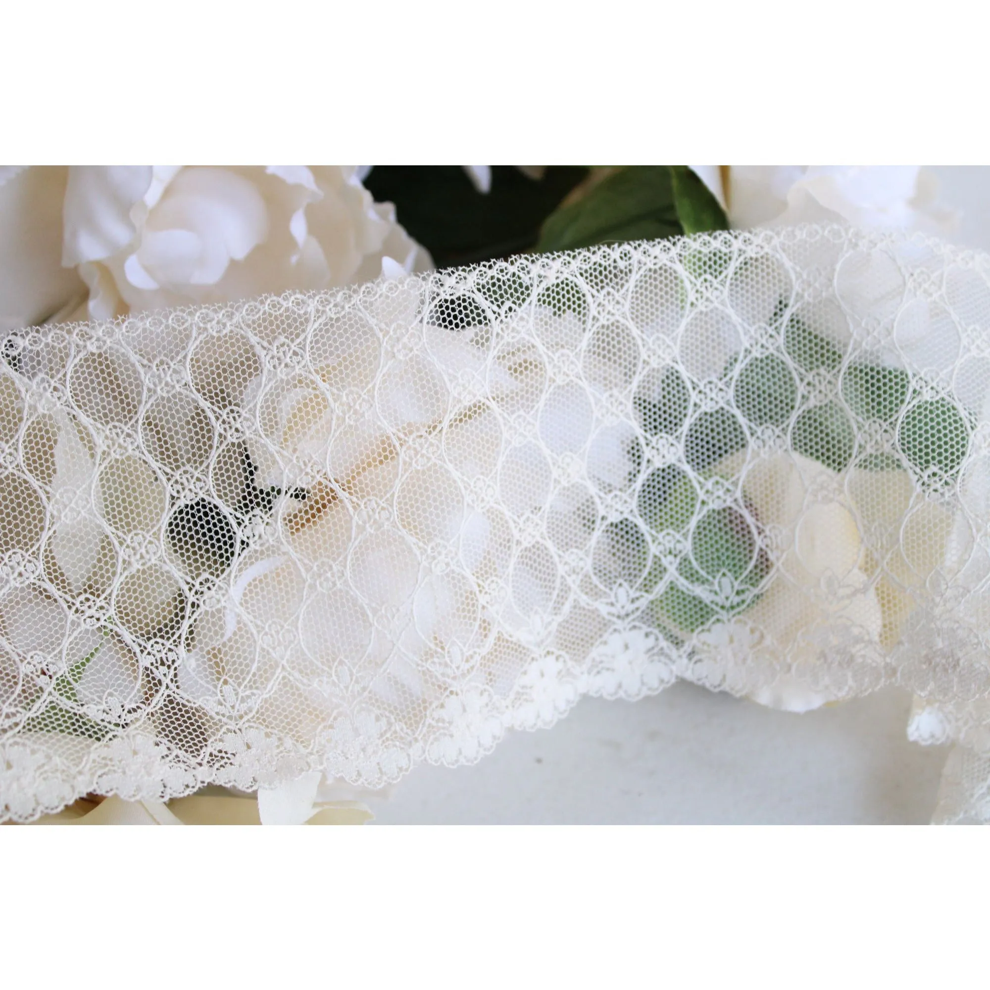Vintage Ivory Wide Lace Trim 4", Two Yards plus 27"