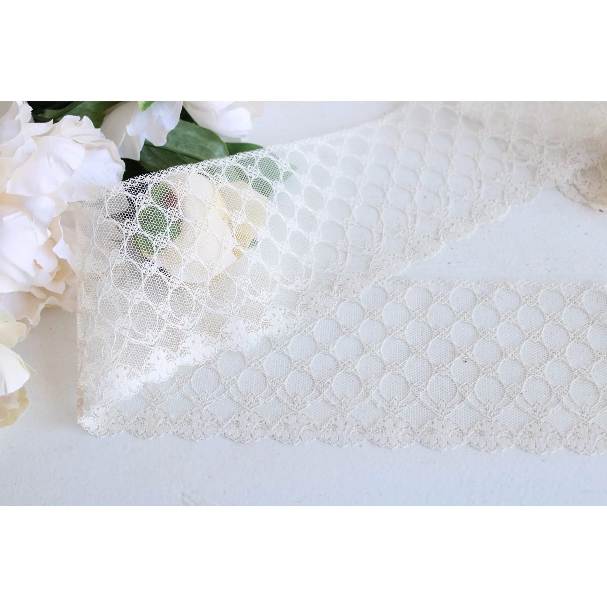 Vintage Ivory Wide Lace Trim 4", Two Yards plus 27"