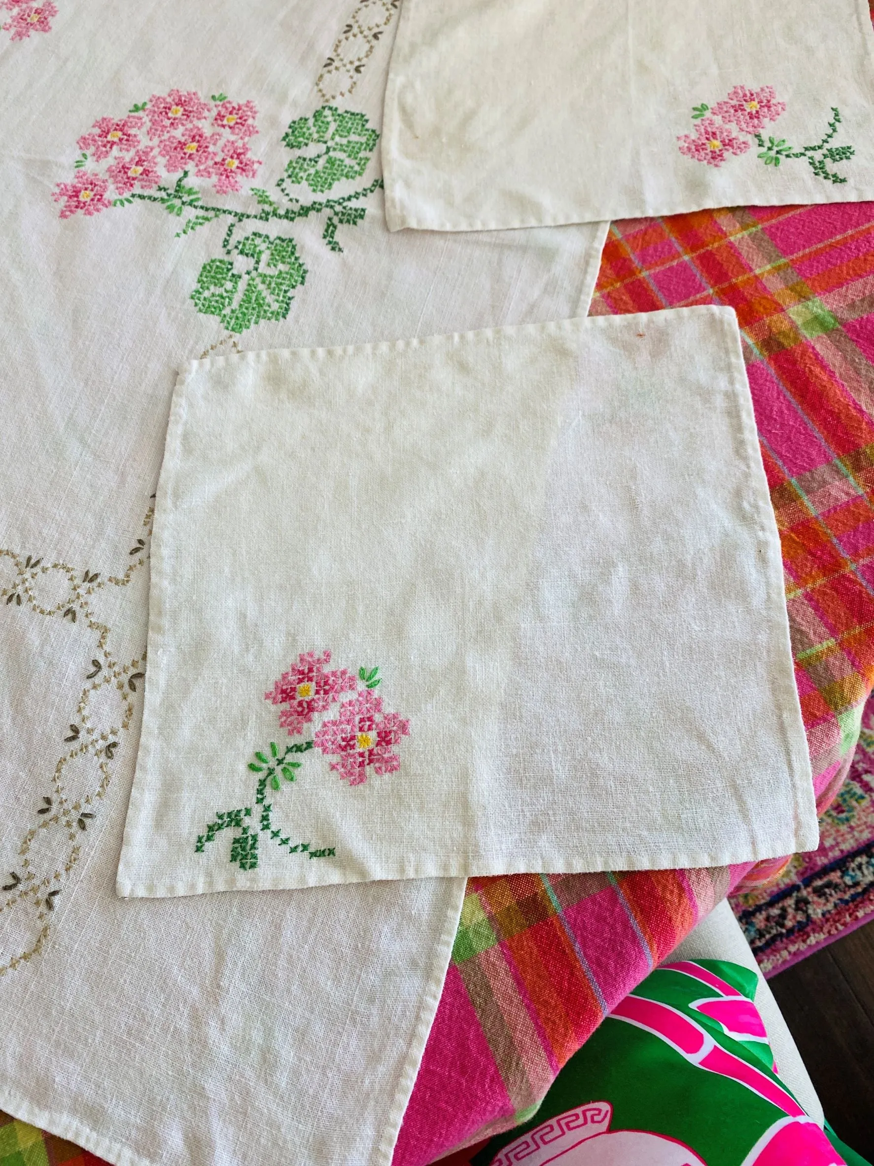 Vintage Linens -  Cross Stitch Tablecloth and four of Napkins