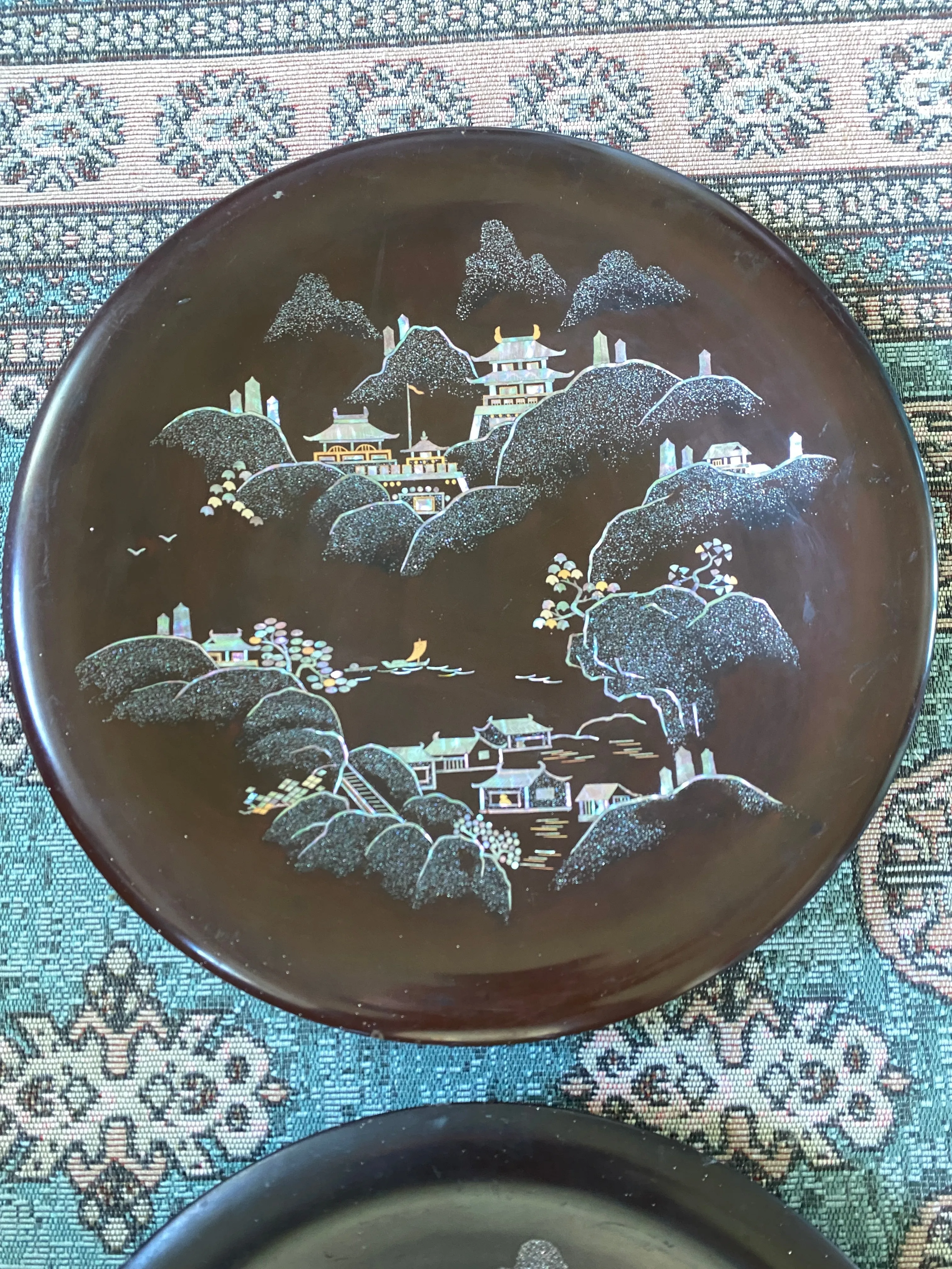 Vintage Maruni Japan Metal Black Lacquer Plate Abalone Inlay Chinoiserie Scene