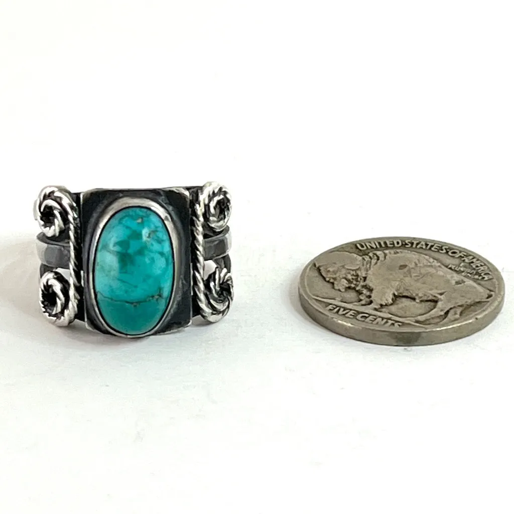 Vintage Pueblo Ring<br>Size: 7.5