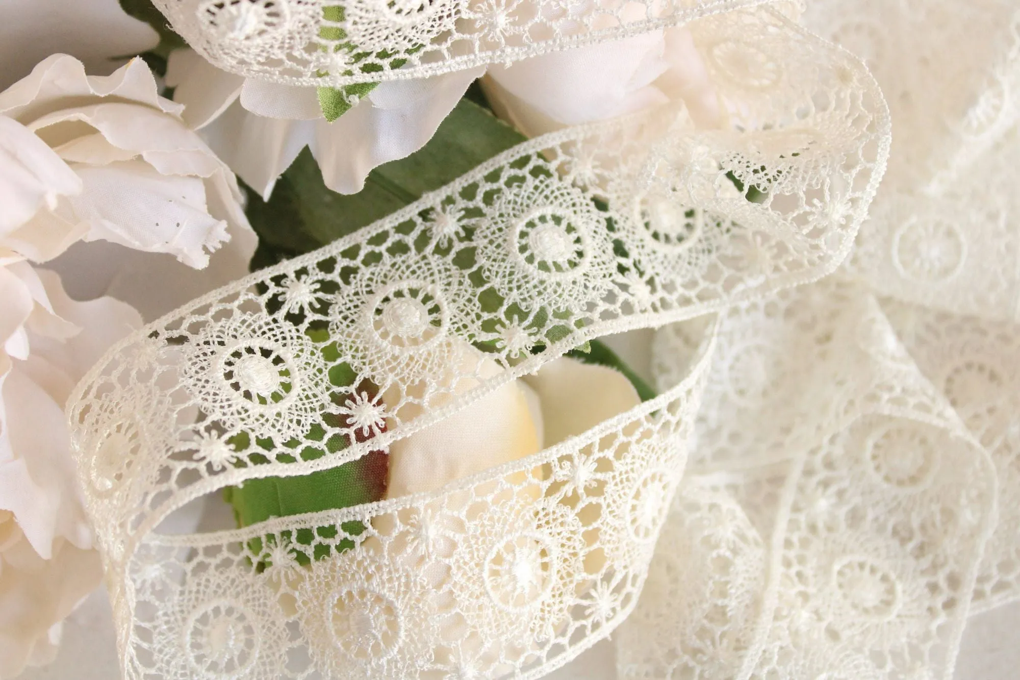 Vintage Winter White Lace Trim, 66" Piece , 1.5" Wide, Sewing or Crafting